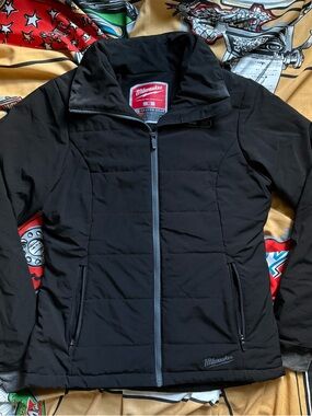 Womens Milwaukee M12 heated gear jacket Small workwear outdoor NO BATTERY